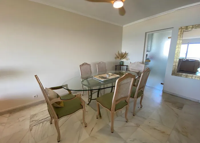 T3 A - Vue - Parking - Fr-1-374-242 Apartman *