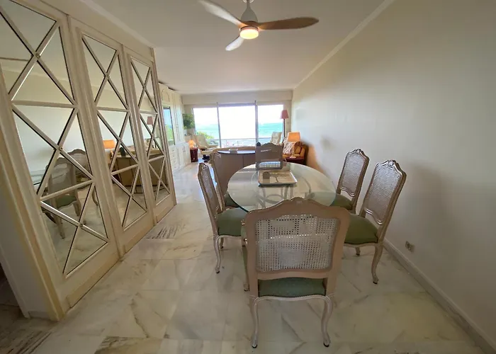 T3 A - Vue - Parking - Fr-1-374-242