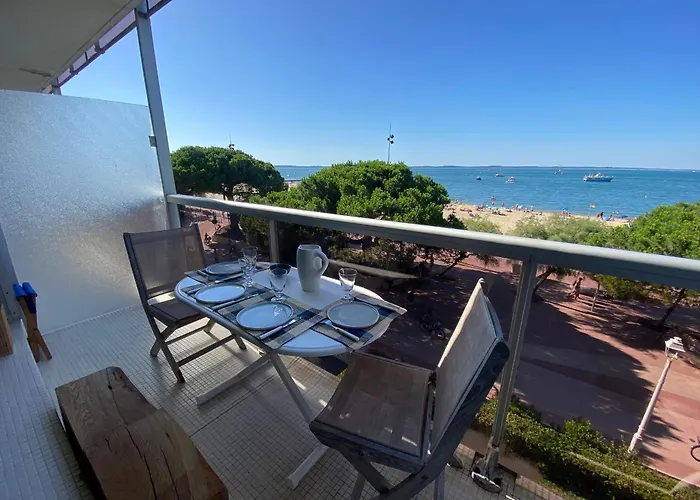 Apartman T3 A - Vue - Parking - Fr-1-374-242 *